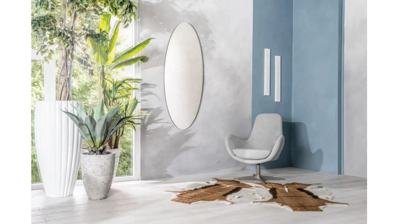 Specchio Cassandra con cornice in MDF color argento di Stones