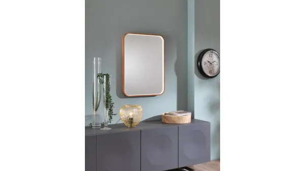 Specchio Ohm con cornice in alluminio color legno di Stones