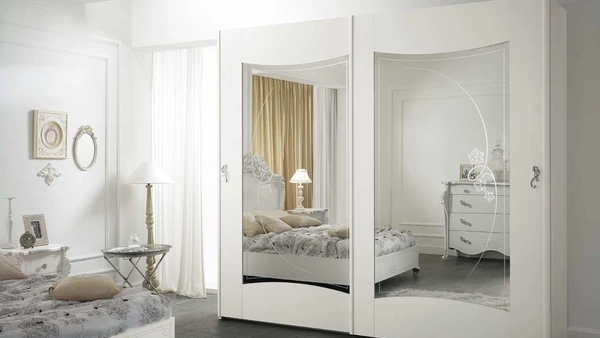 Armadio Viola Bianco Frassino di Mobil Più