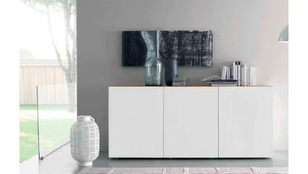 Madia in laccato opaco bianco a tre ante Box C78B di FGF Mobili