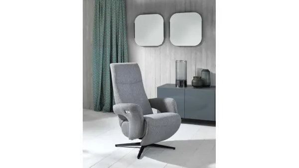 Poltrona relax Z001 in tessuto con base in metallo di Stones