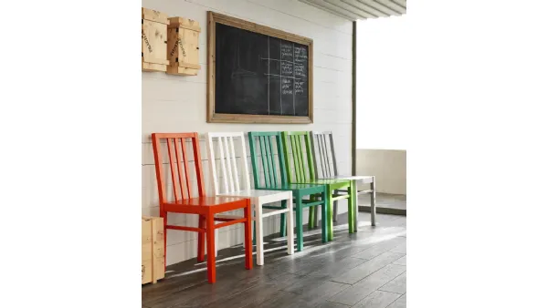 Sedia Mina in legno laccato in vari colori di Stones