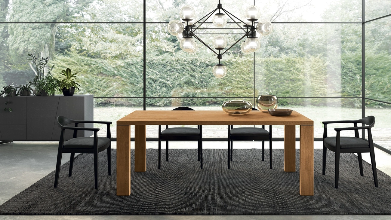 Tavolo in legno finitura Oak con profilo dritto Ego di FGF Mobili