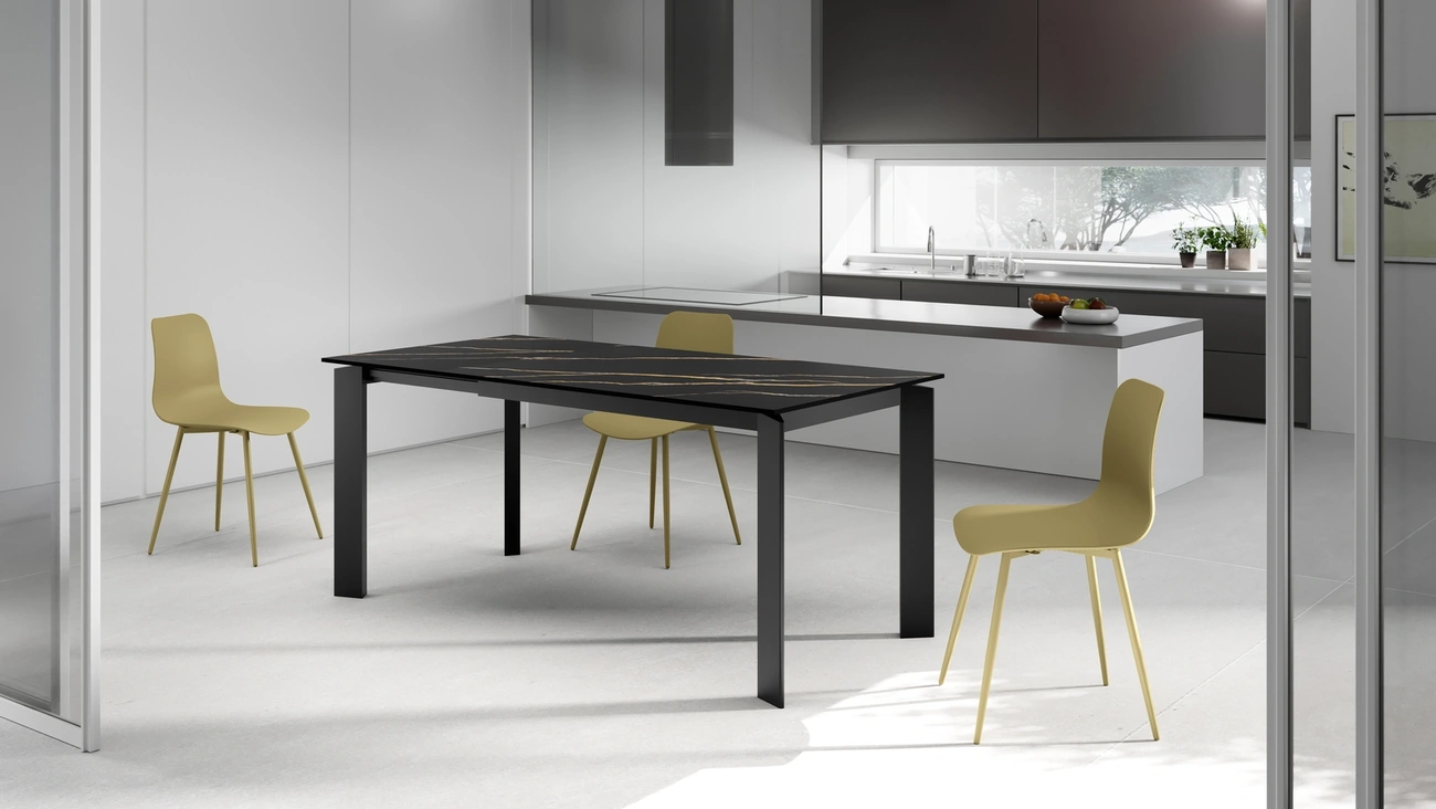 Tavolo Frame con top in ceramica di Stones