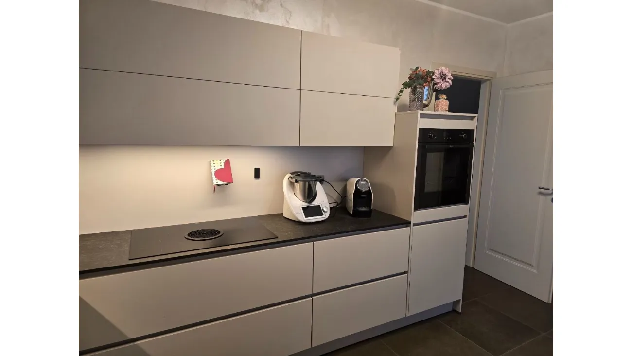 Materiali e finiture per la tua cucina su misura a Fano