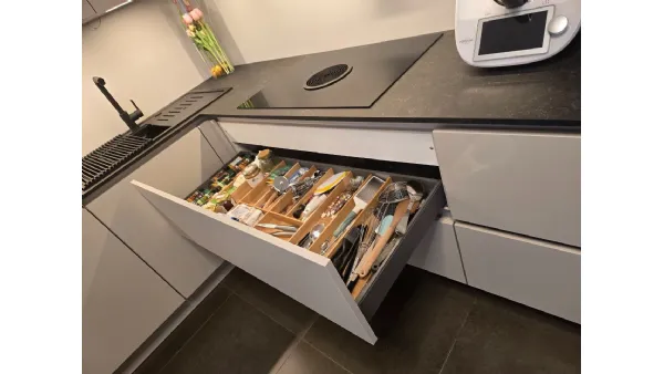 Materiali e finiture per la tua cucina su misura a Fano