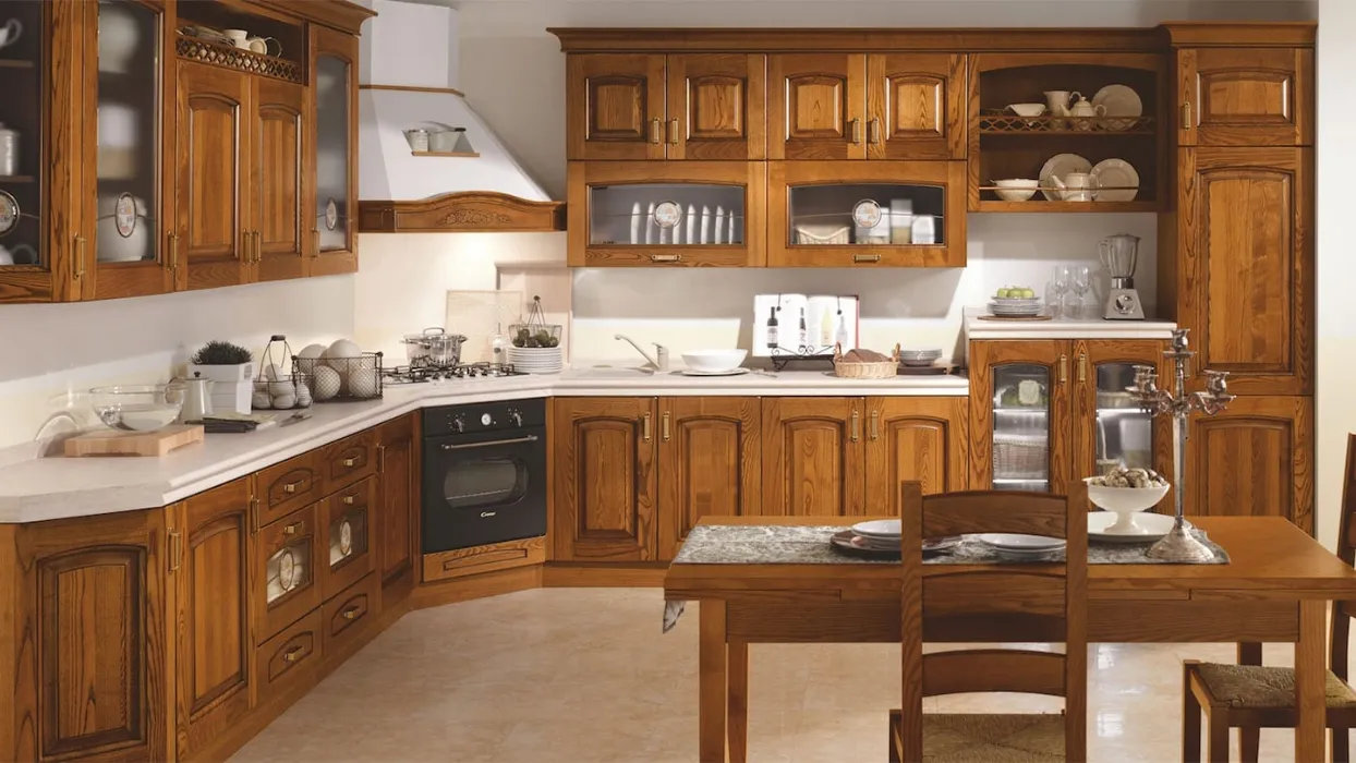 Cucina Classica Elena Composizione 04 in Castagno Chiaro di Mobilturi