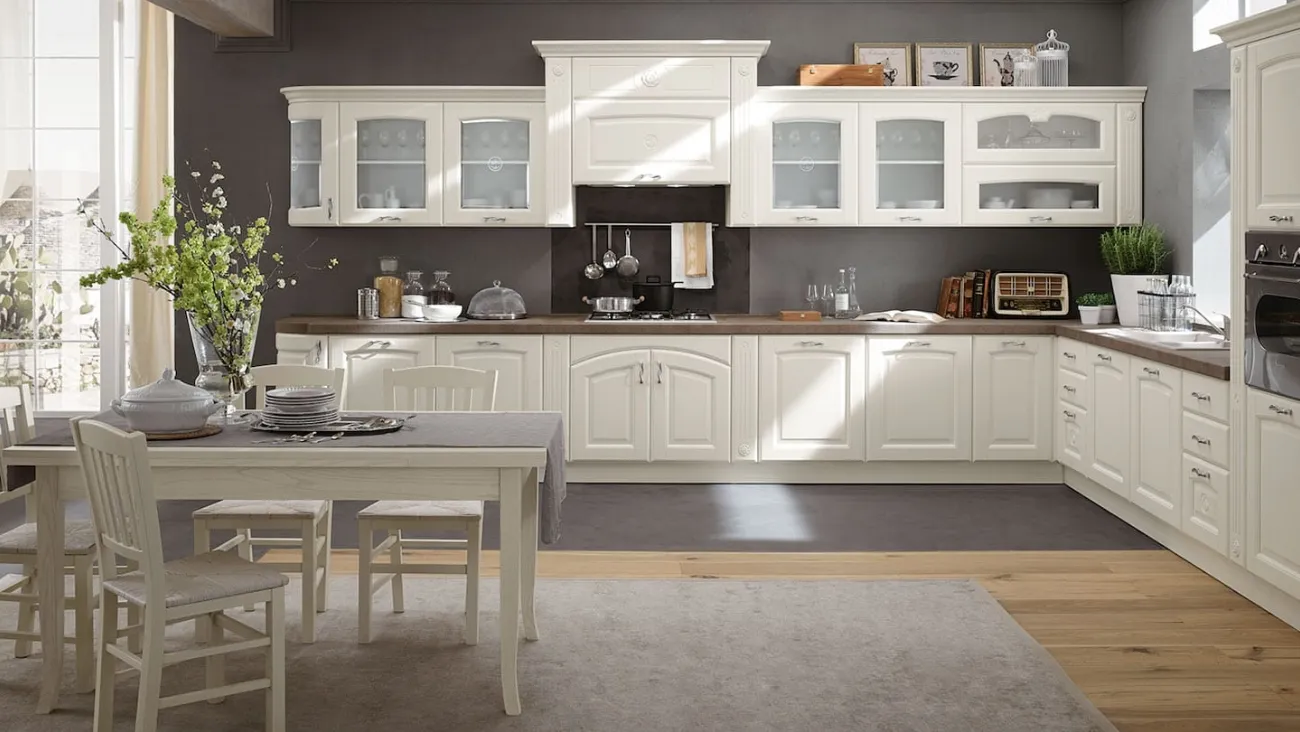 Cucina Classica ad angolo Olimpia finitura perla bianco di Mobilturi