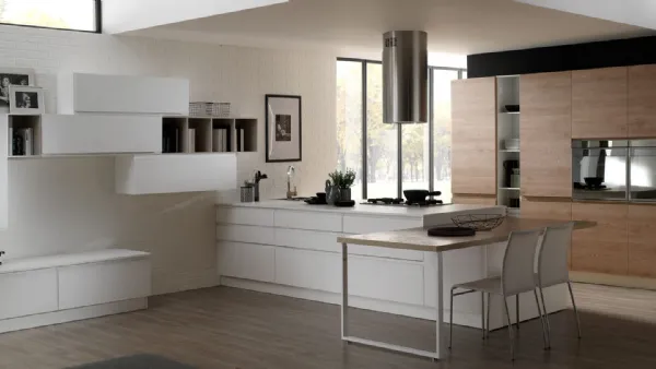 Cucina Moderna con penisola Luna in laccato Bianco e finitura Miele di Mobilturi